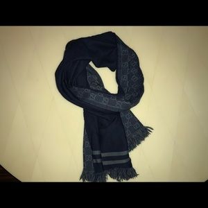 Gucci logo winter scarf- grey/navy